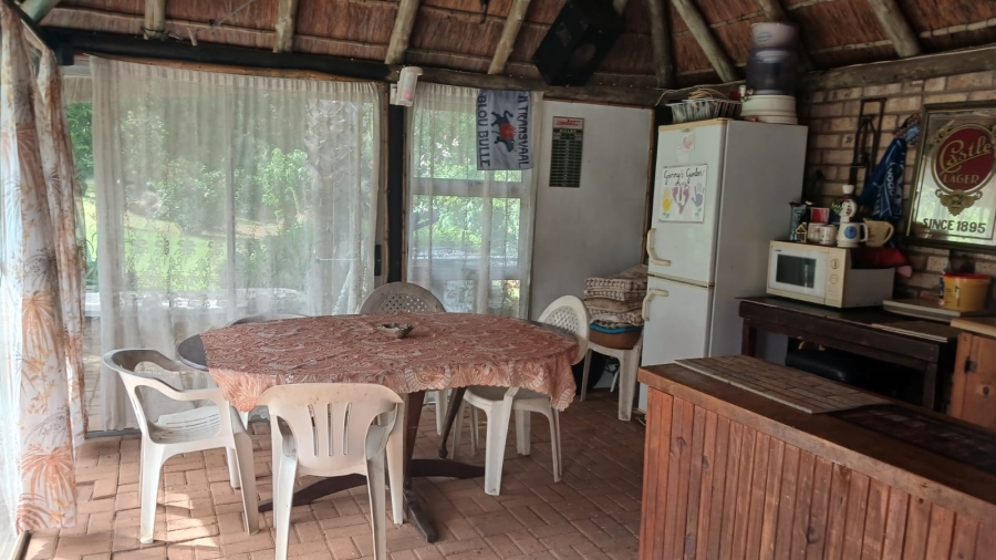 4 Bedroom Property for Sale in Bathurst Eastern Cape